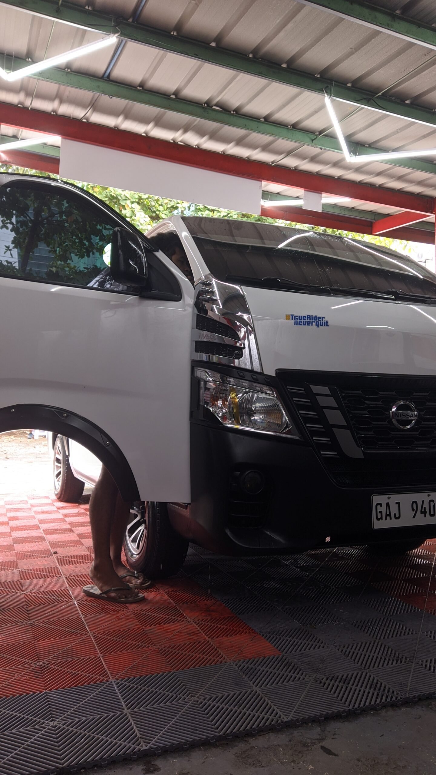 NISSAN NV350 2019 (MANUAL)